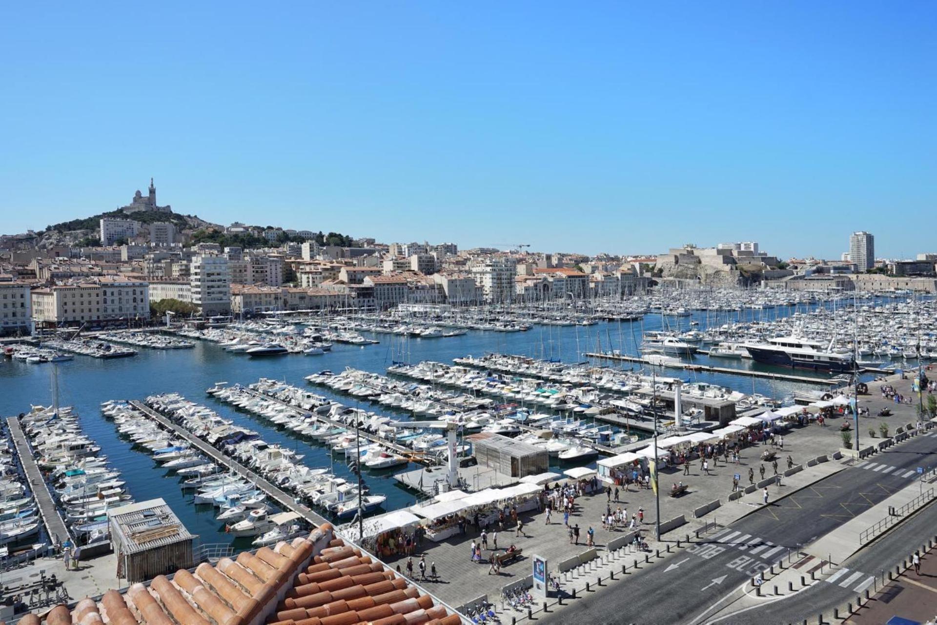 Joli T2 Moderne Au Coeur De Marseille - Place Castellane Luaran gambar